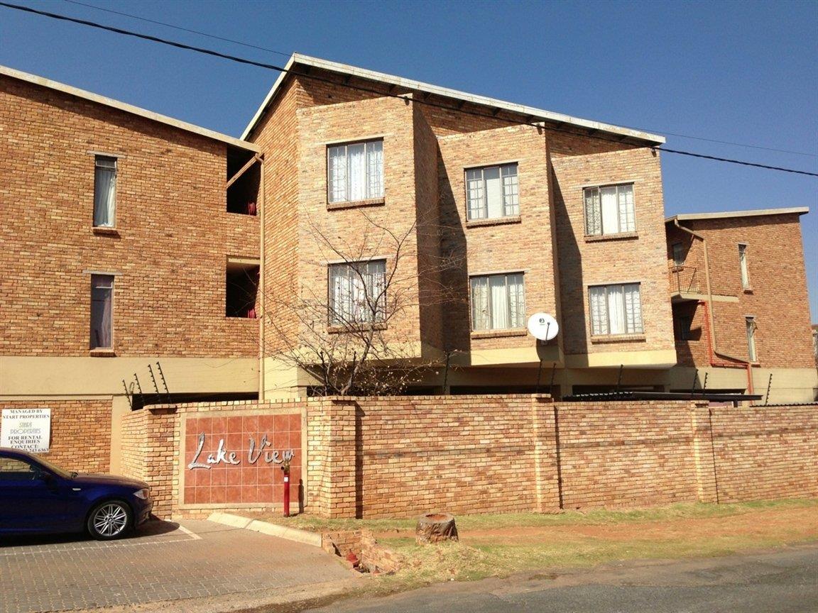 Florida, Roodepoort Property Apartments / flats to rent in Florida