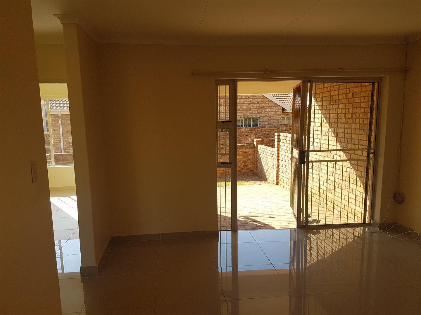 Pierre Van Ryneveld Property Townhouses to rent in Pierre Van