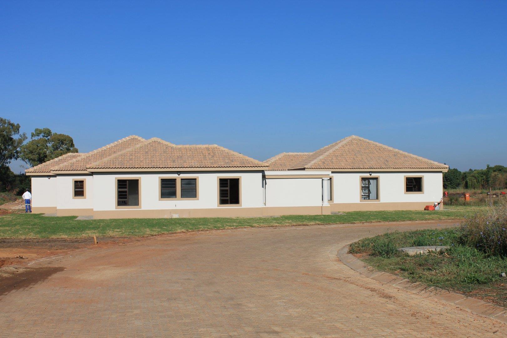 Van Der Hoff Park Property Property and houses to rent in Van Der