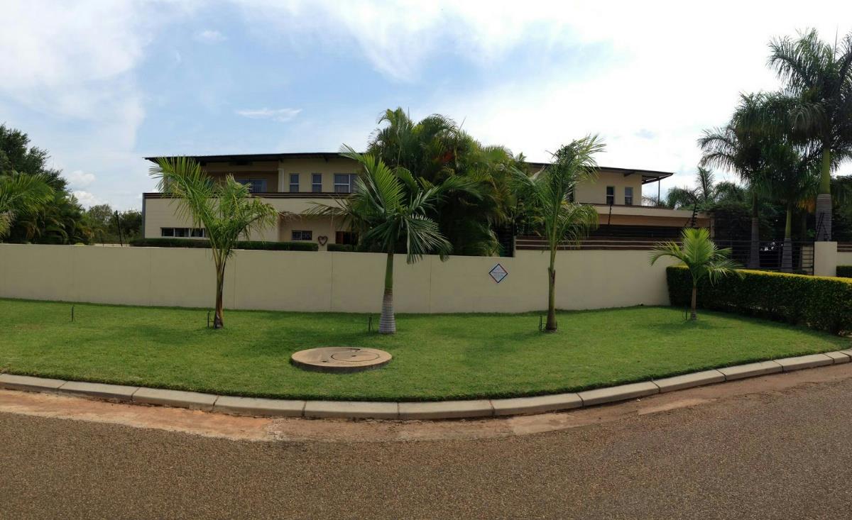 13 Bedroom House for sale in Komatipoort 30 Bosbok P24102746132