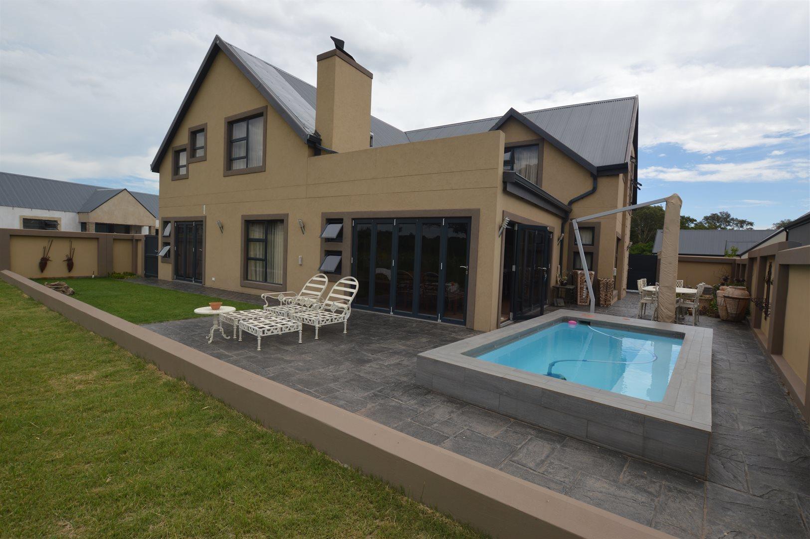 3 Bedroom House for sale in Heron Banks Golf Estate P24108970087