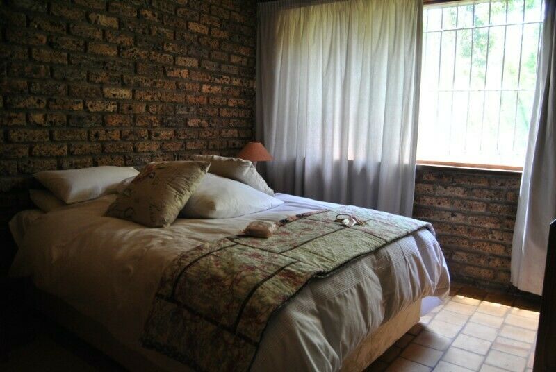 2 Bedroom House to rent in River Club Unit 3, 5a Tessa Rd, River Club