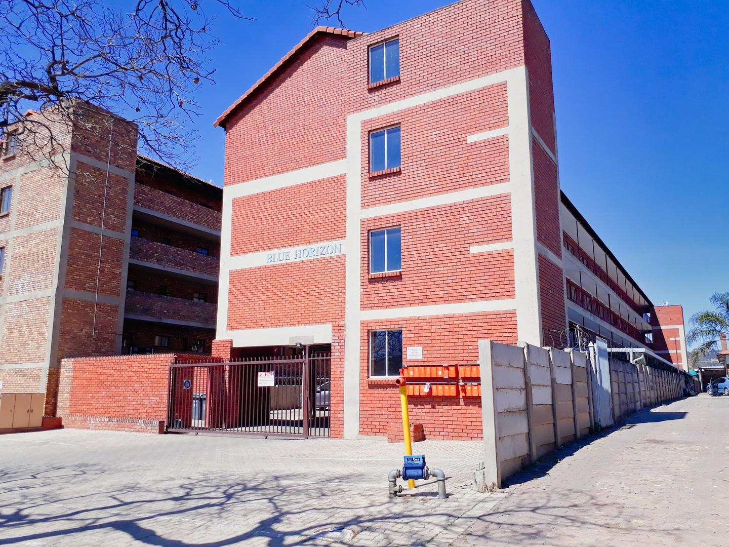 1 Bedroom Apartment / flat for sale in Pretoria West Ss0143x Blue