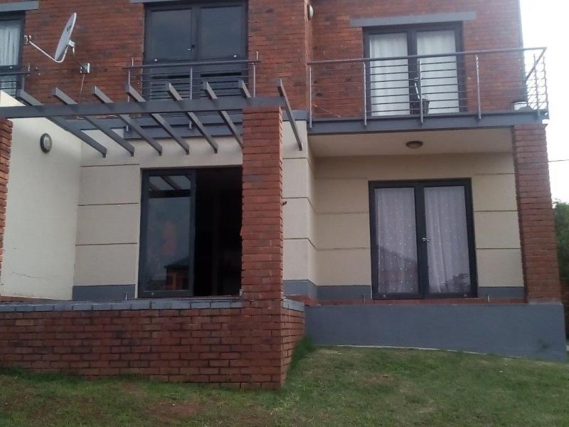 Apartment / flat to rent in Auckland Park Ss THE Yard 1, 8 Molesey