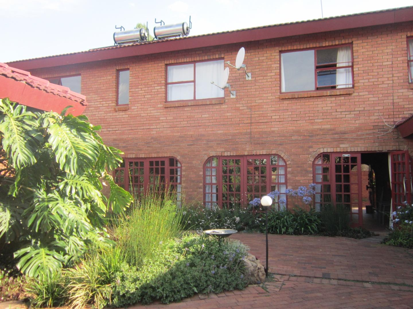 1 Bedroom House to rent in Menlyn 145 Loskop Street, Newlands