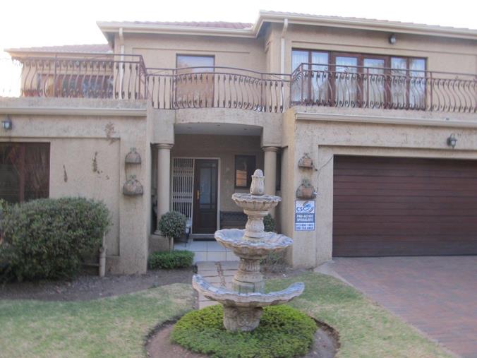 4 Bedroom House for sale in Witbank Ext 10