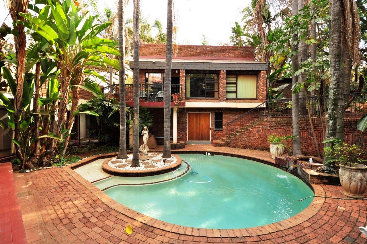 5 Bedroom House for sale in La Montagne 60 Skool Street P24107833393