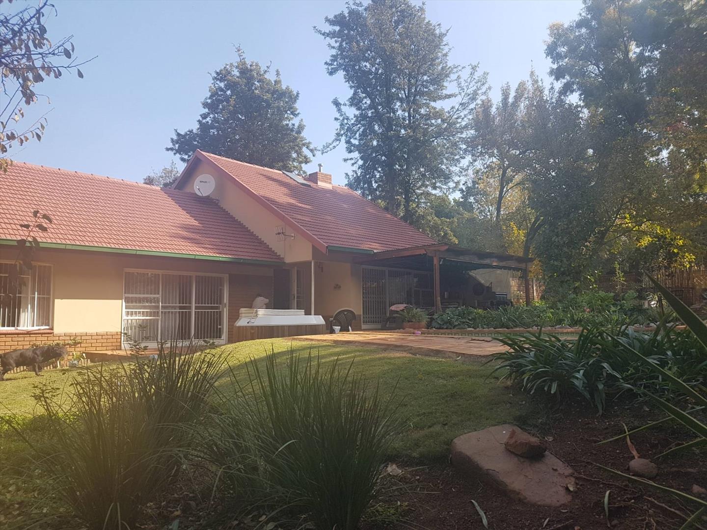 5 Bedroom House for sale in Lynnwood Glen P24107835852