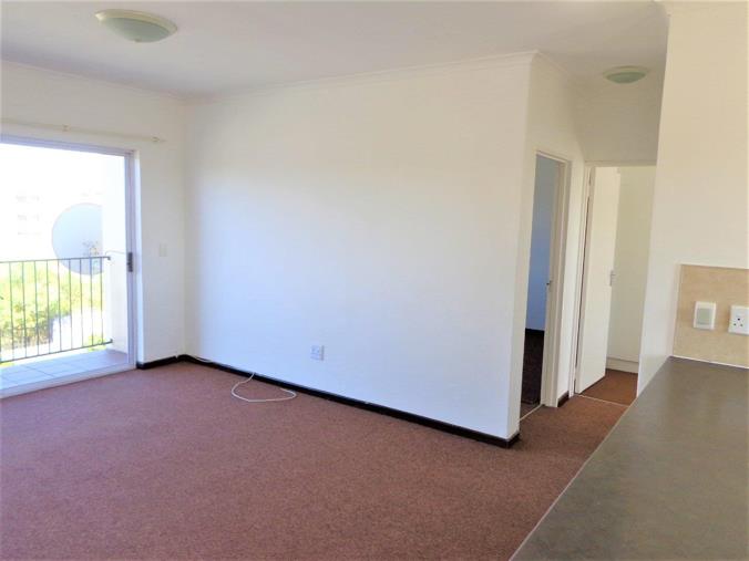 2 Bedroom Apartment / Flat to rent in Parklands East