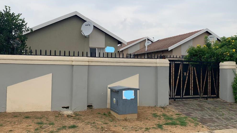 2 Bedroom House To Rent In Cosmo City Bedroom Poster