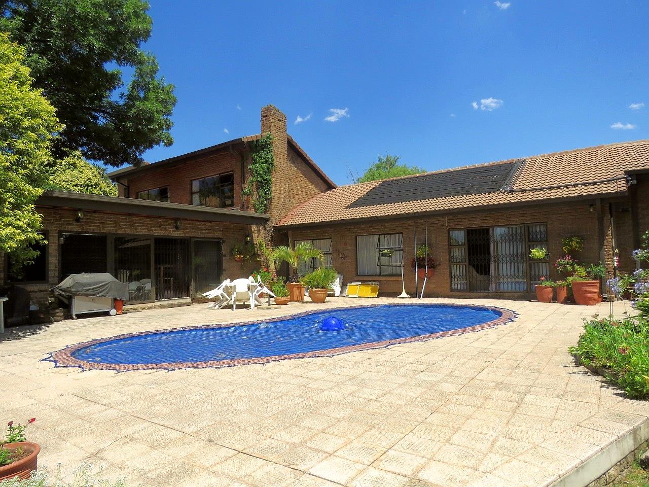 4 Bedroom House for sale in Kings Hill P24107838717