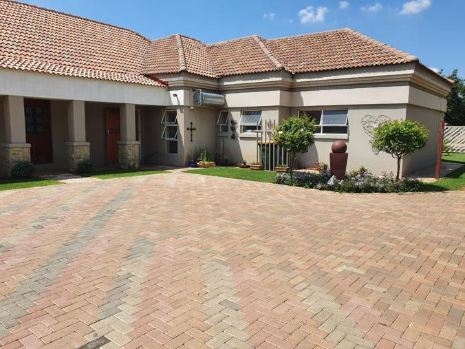 House for sale in Lichtenburg