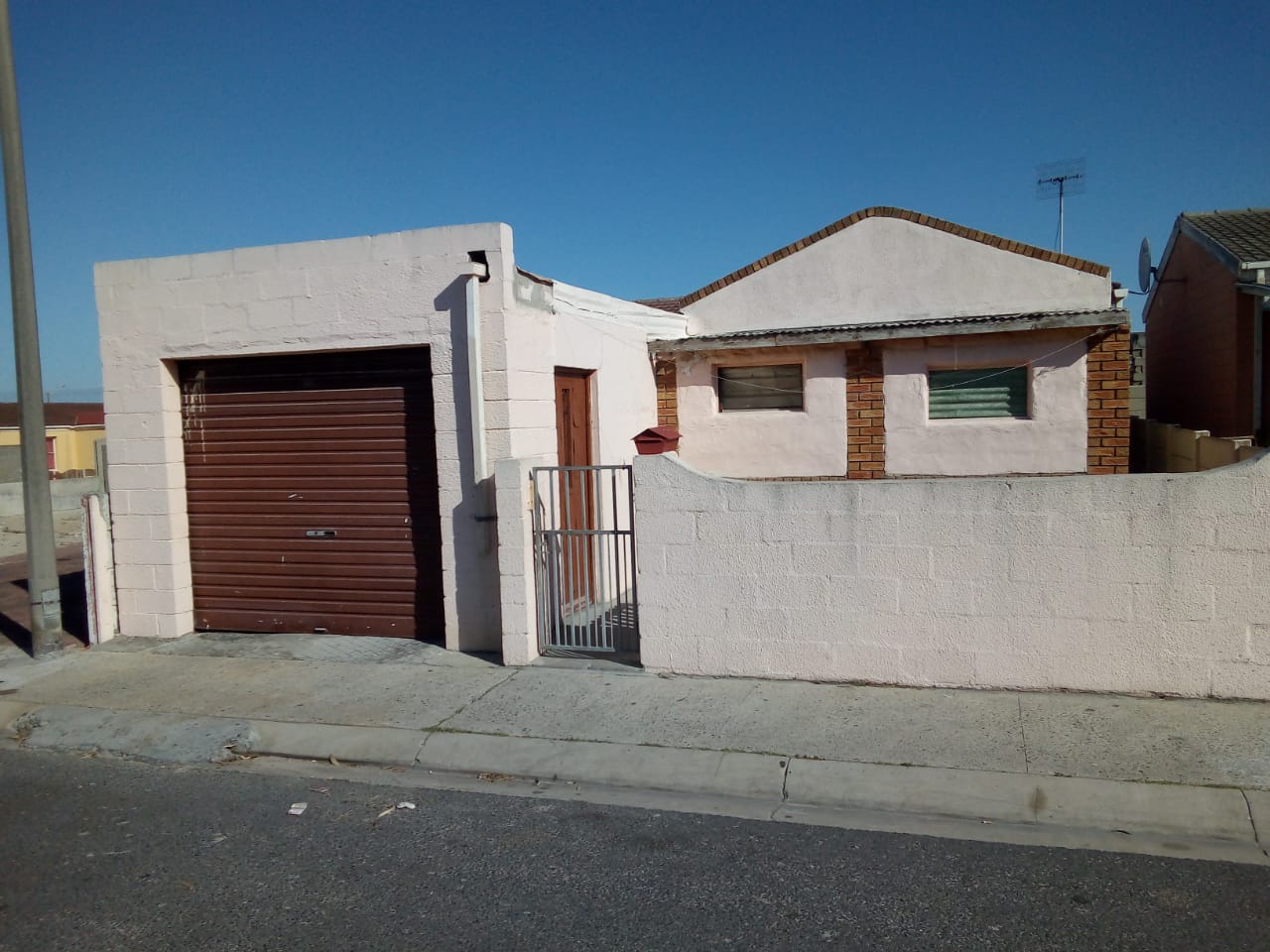 3 Bedroom House for sale in Rocklands P24108469782