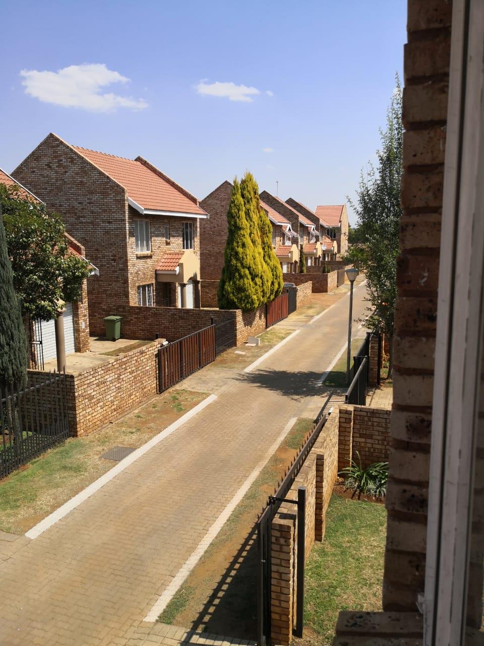 2 Bedroom Townhouse for sale in Baillie Park P24105993577