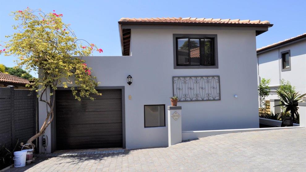 2 Bedroom Flat To Rent In Durban North Bedroom Poster