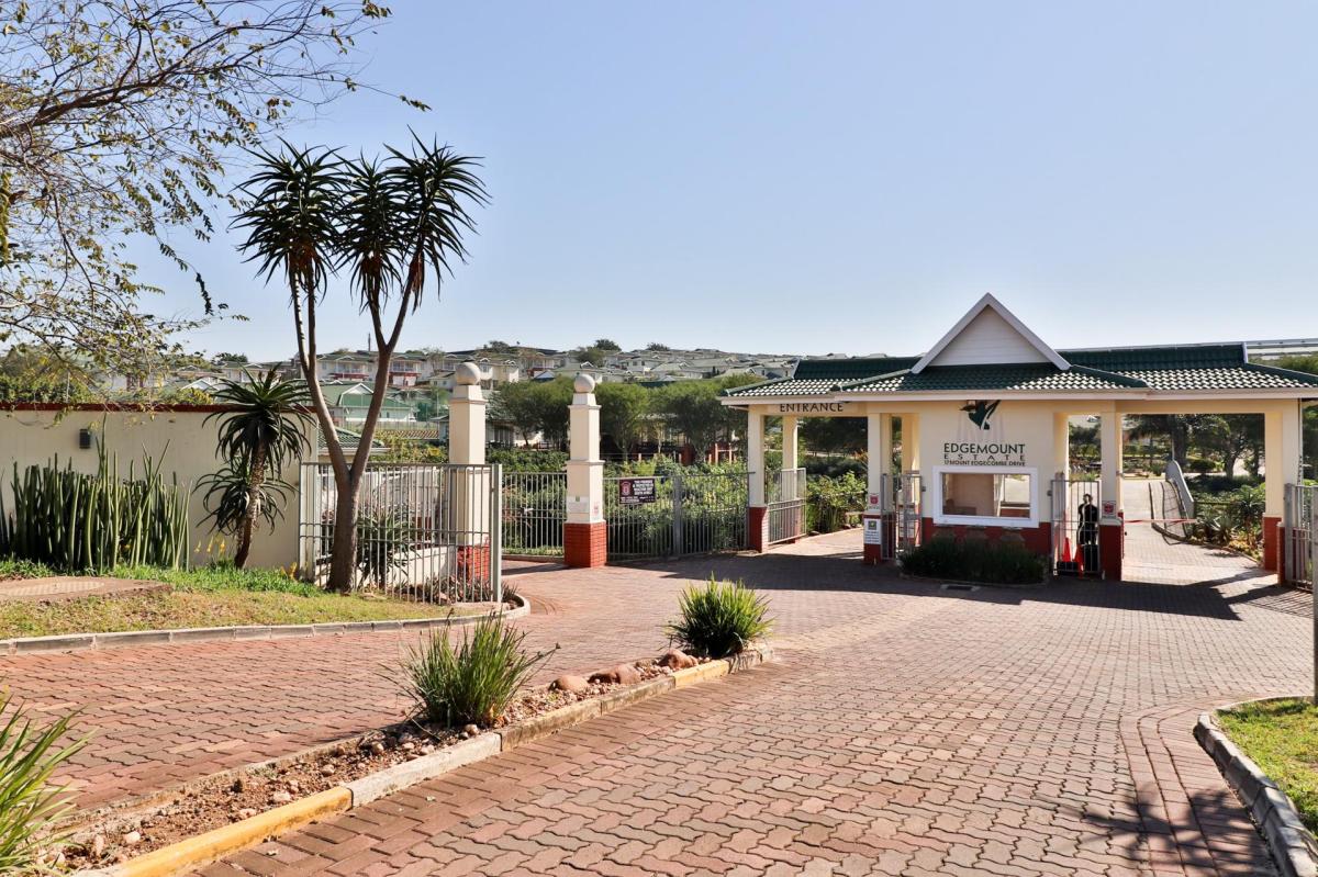 3 Bedroom Townhouse to rent in Mount North P24114351933