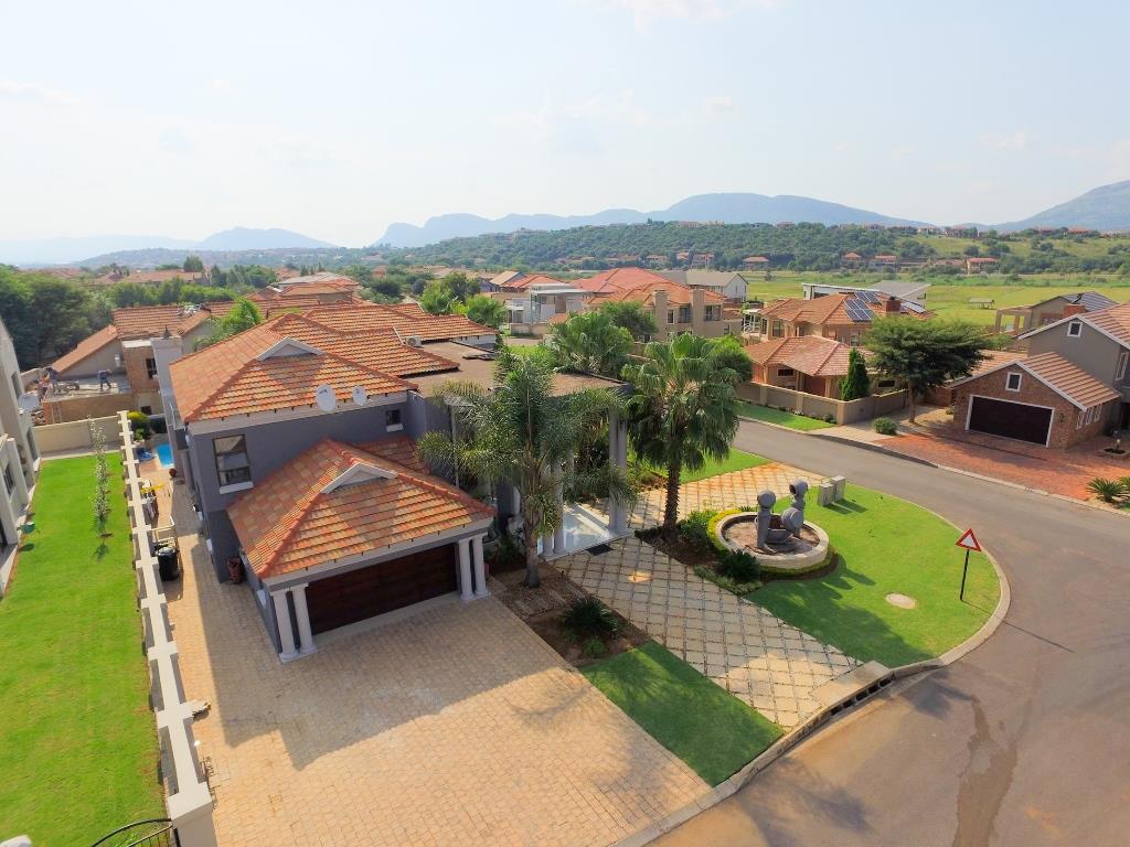 5 Bedroom House for sale in Xanadu Eco Park P24108615992