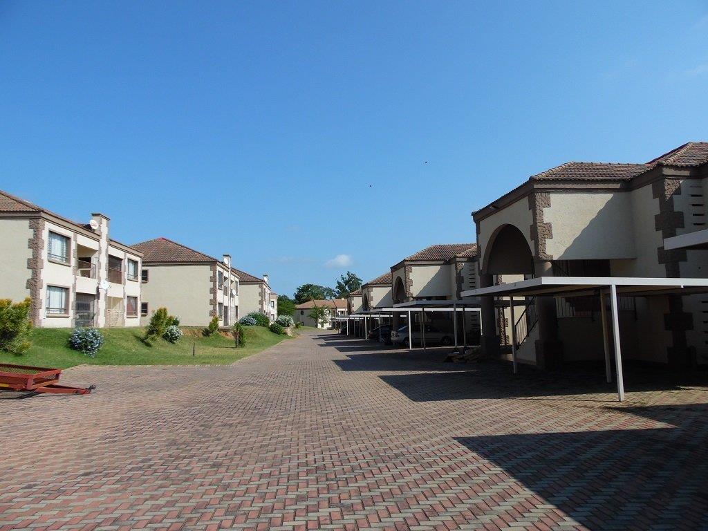 2 Bedroom Apartment / flat to rent in Stonehenge P24114306424