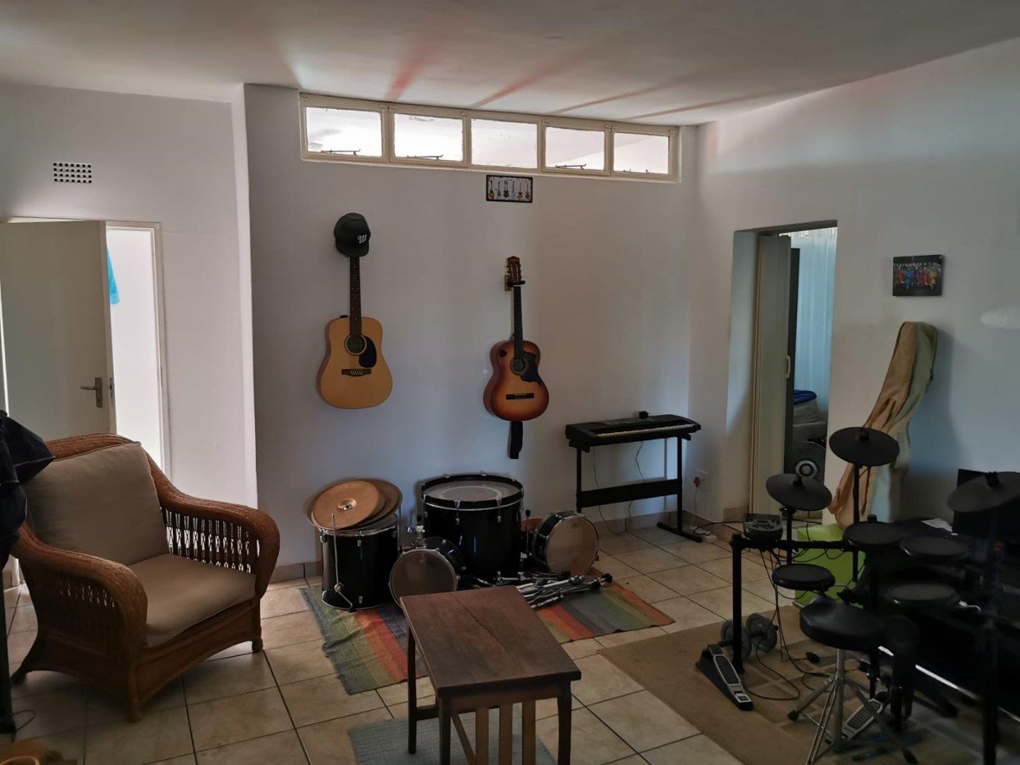 Florida Park Property Apartments / flats to rent in Florida Park