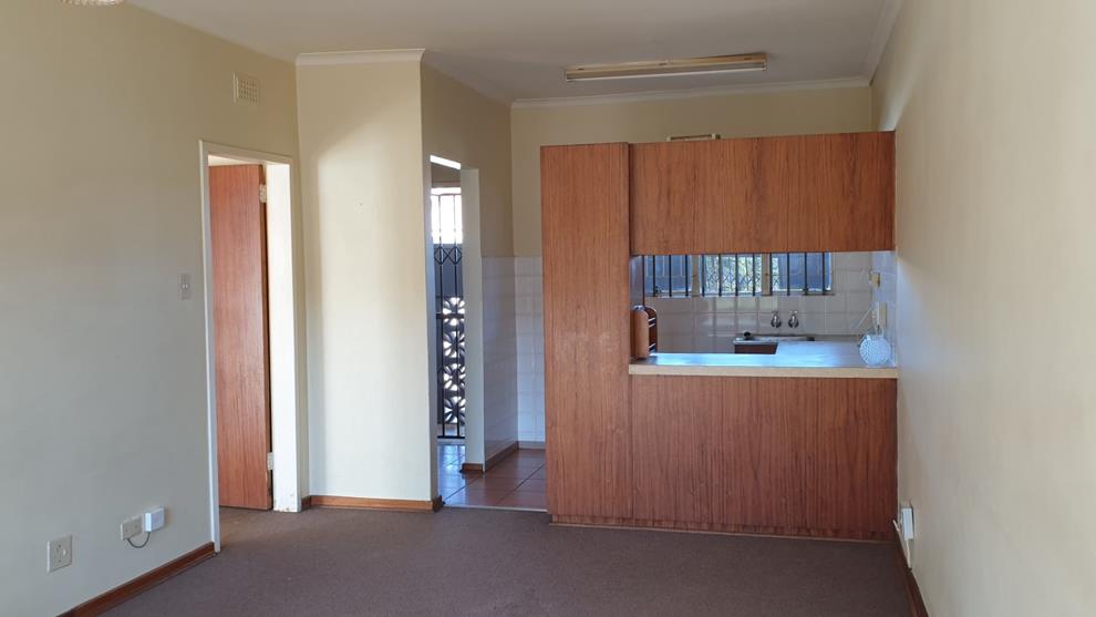 1 Bedroom Flat To Rent In Bloemfontein Langenhovenpark Bedroom Poster