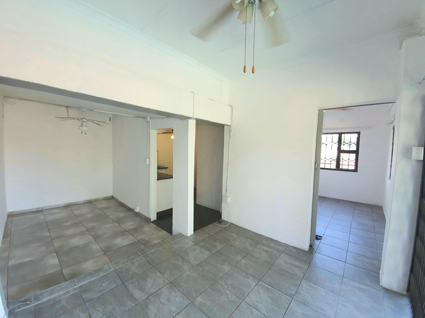 1 Bedroom Apartment / flat to rent in La Lucia Ridge P24108901804