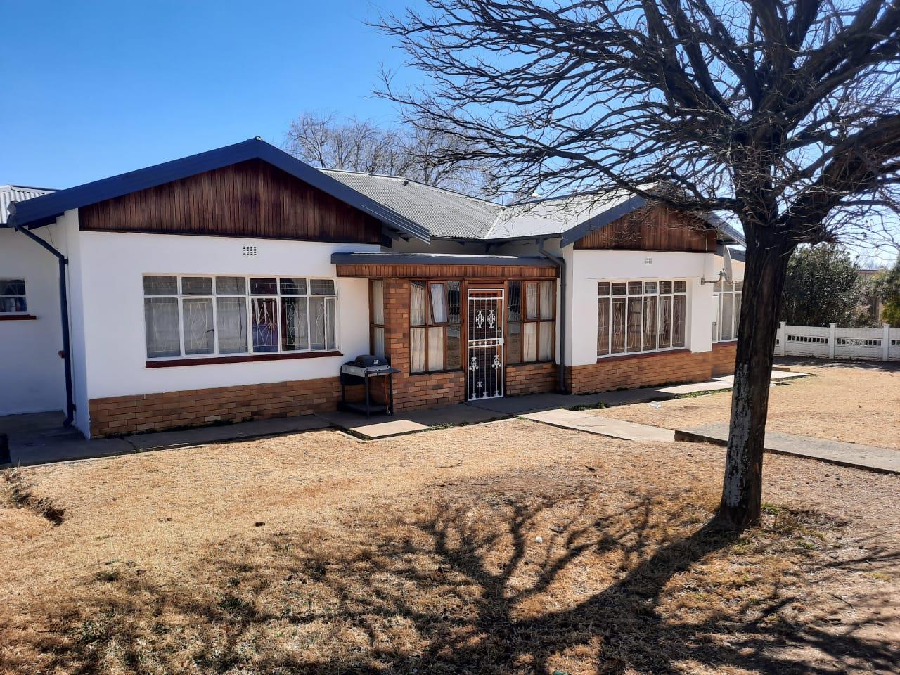 3 Bedroom House for sale in Eureka P24108948670