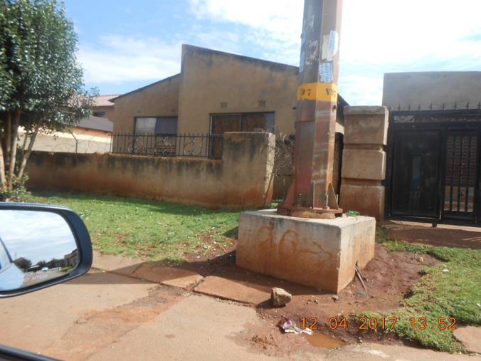 2 Bedroom House for Sale in Tokoza