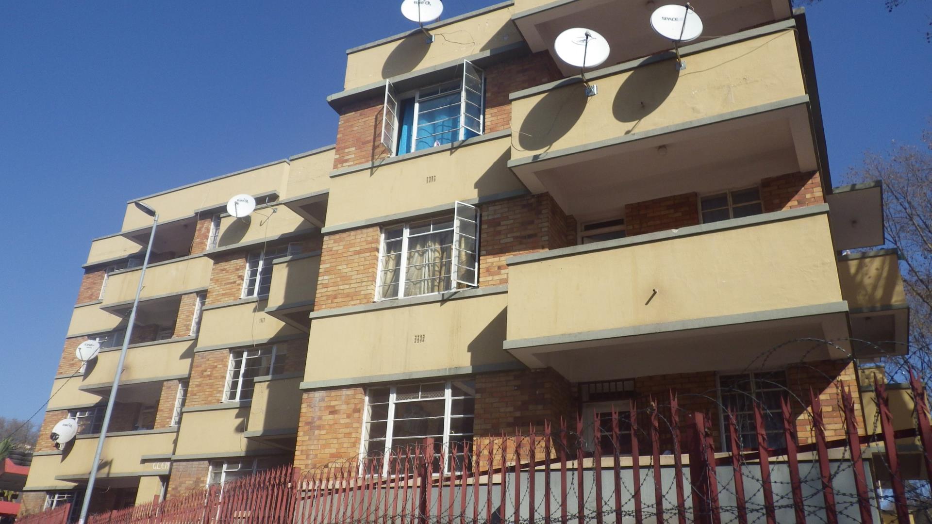 Bellevue, Johannesburg Property Apartments / flats to rent in