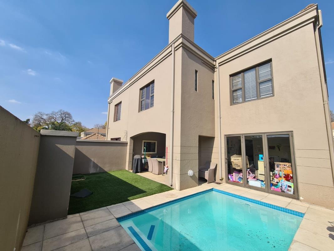 Waverley, Johannesburg Property Property and houses for sale in