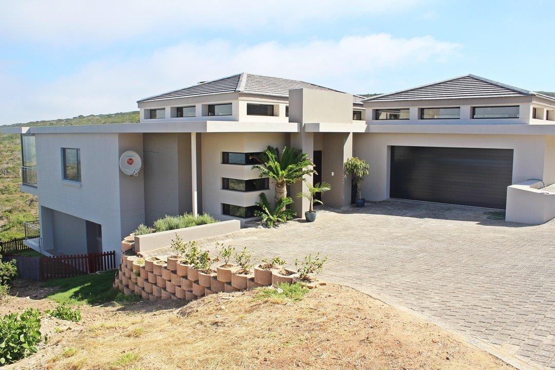 4 Bedroom House for sale in Pinnacle Point Golf Estate 391 Bushbuck Drive, Pinnacle Point Golf