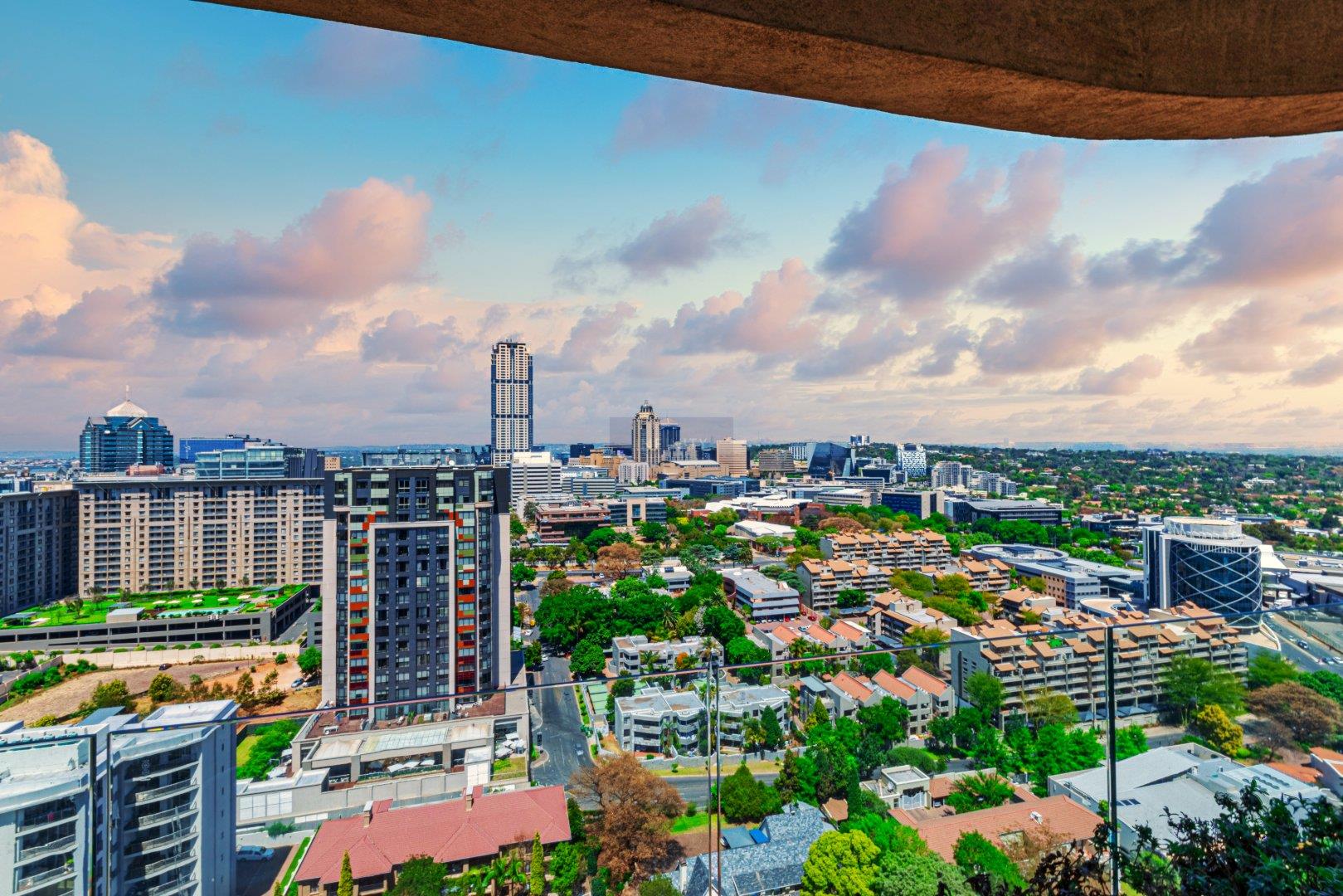 3 Bedroom Apartment / flat to rent in Morningside Central Square 3