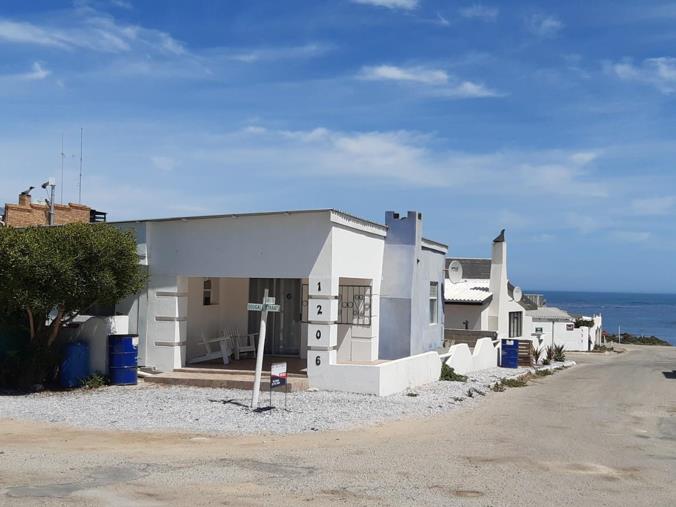 5 Bedroom House for Sale in Port Nolloth