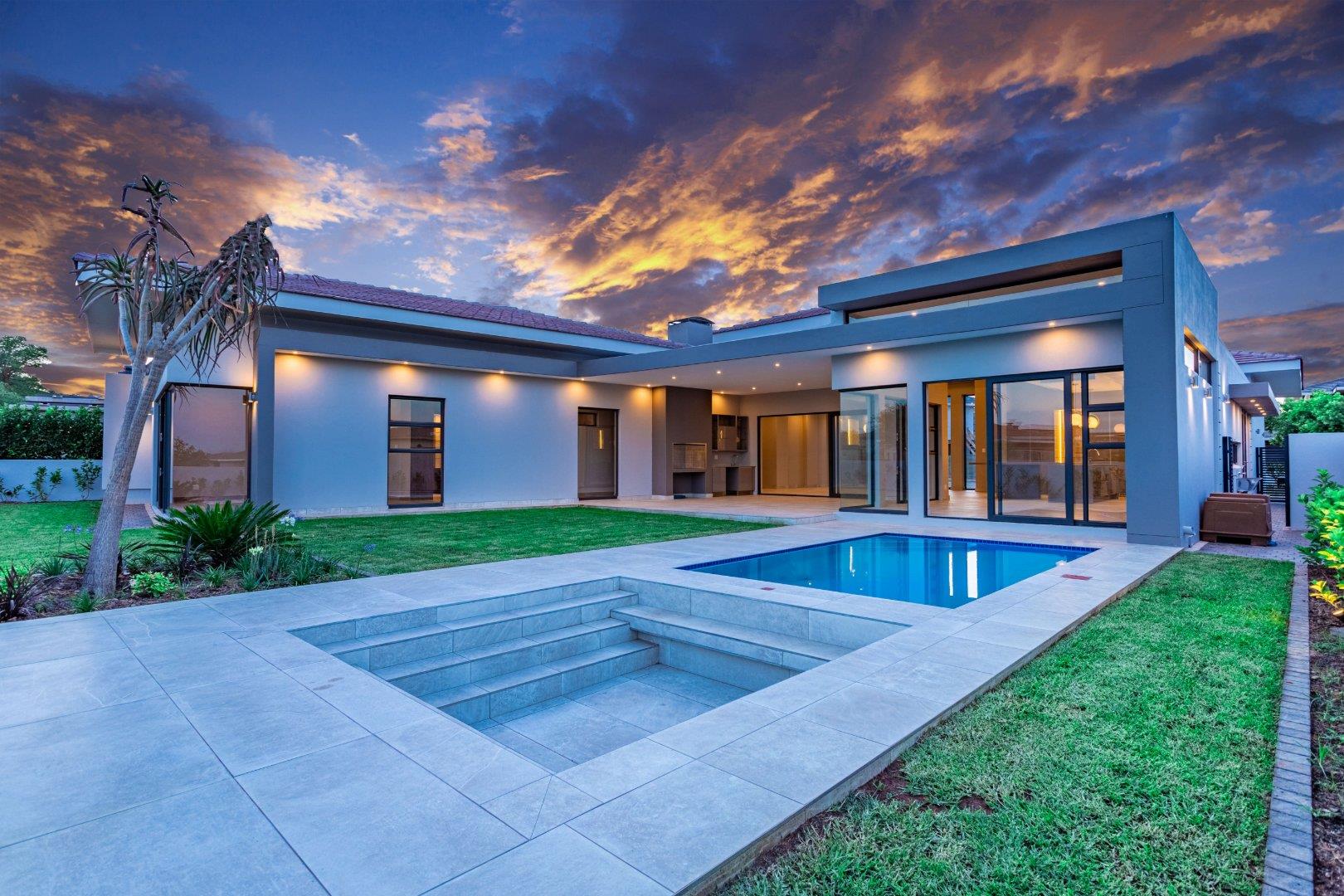 4 Bedroom House for sale in Lombardy Estate 310 Via Vicenza Street