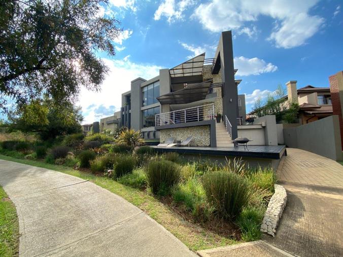 5 Bedroom House for sale in Ebotse Golf Estate
