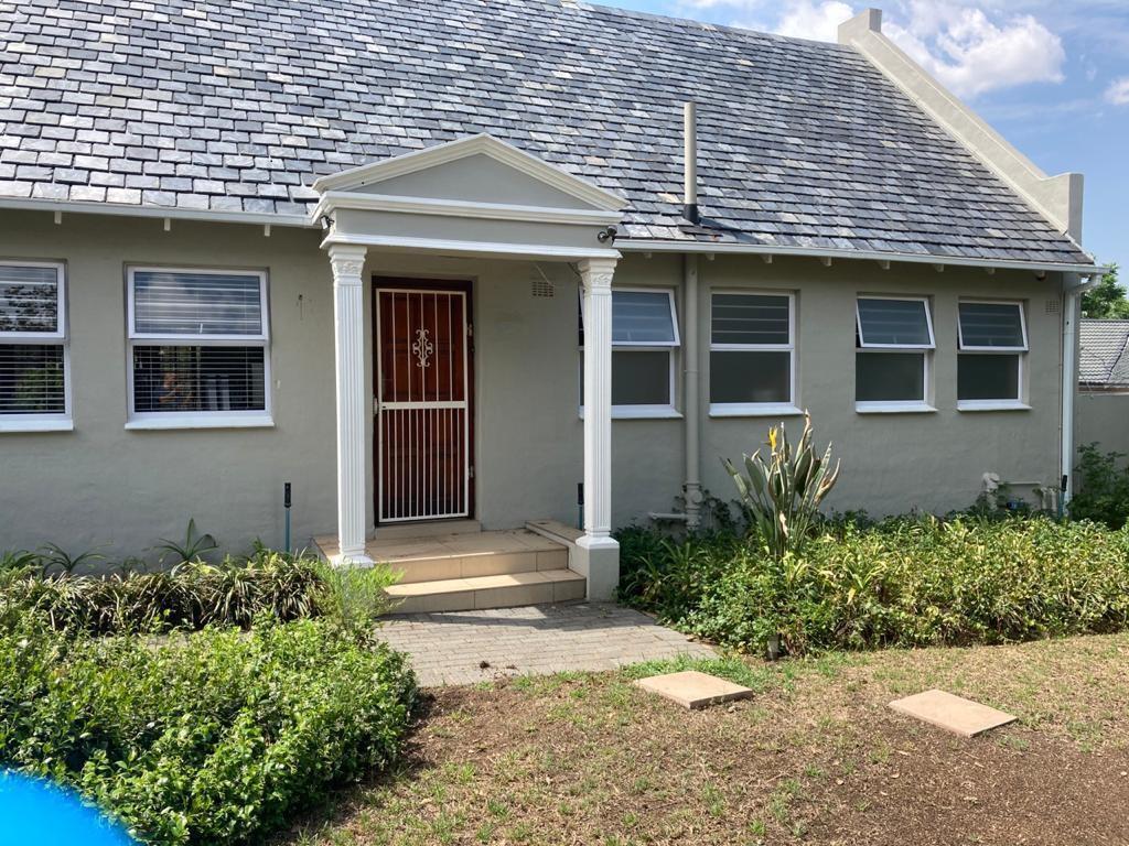 Paulshof Property Houses to rent in Paulshof