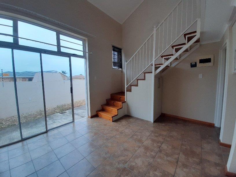 Apartments / flats to rent in Despatch Despatch Property