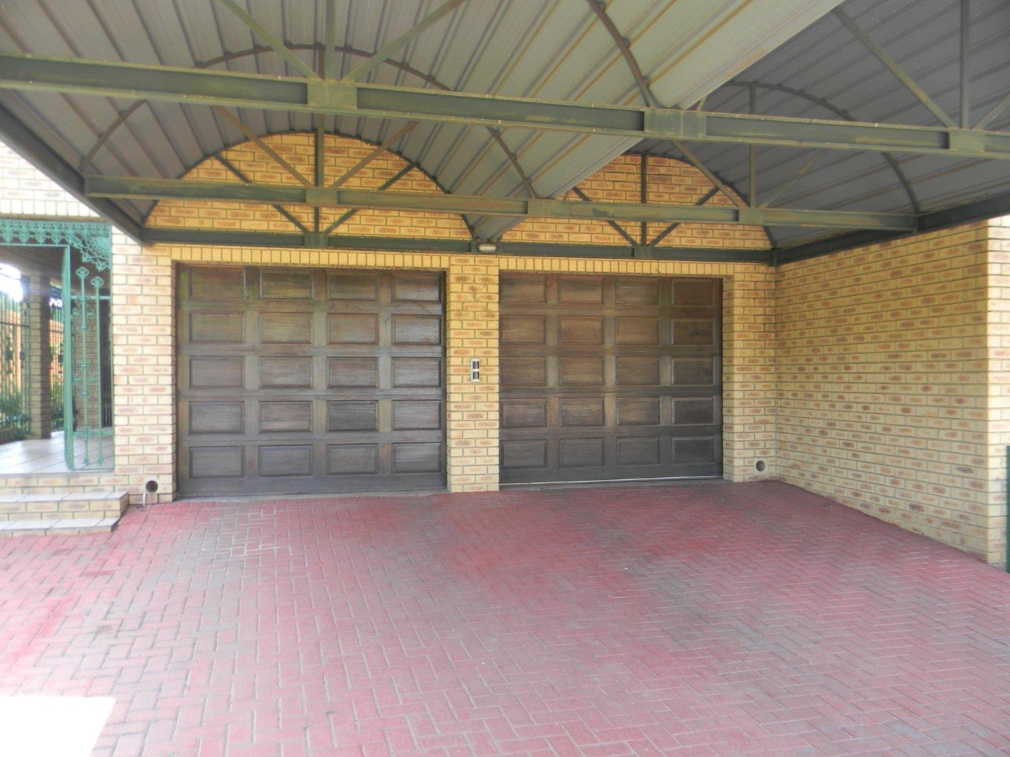 Three Rivers East Property Property and houses for sale in Three