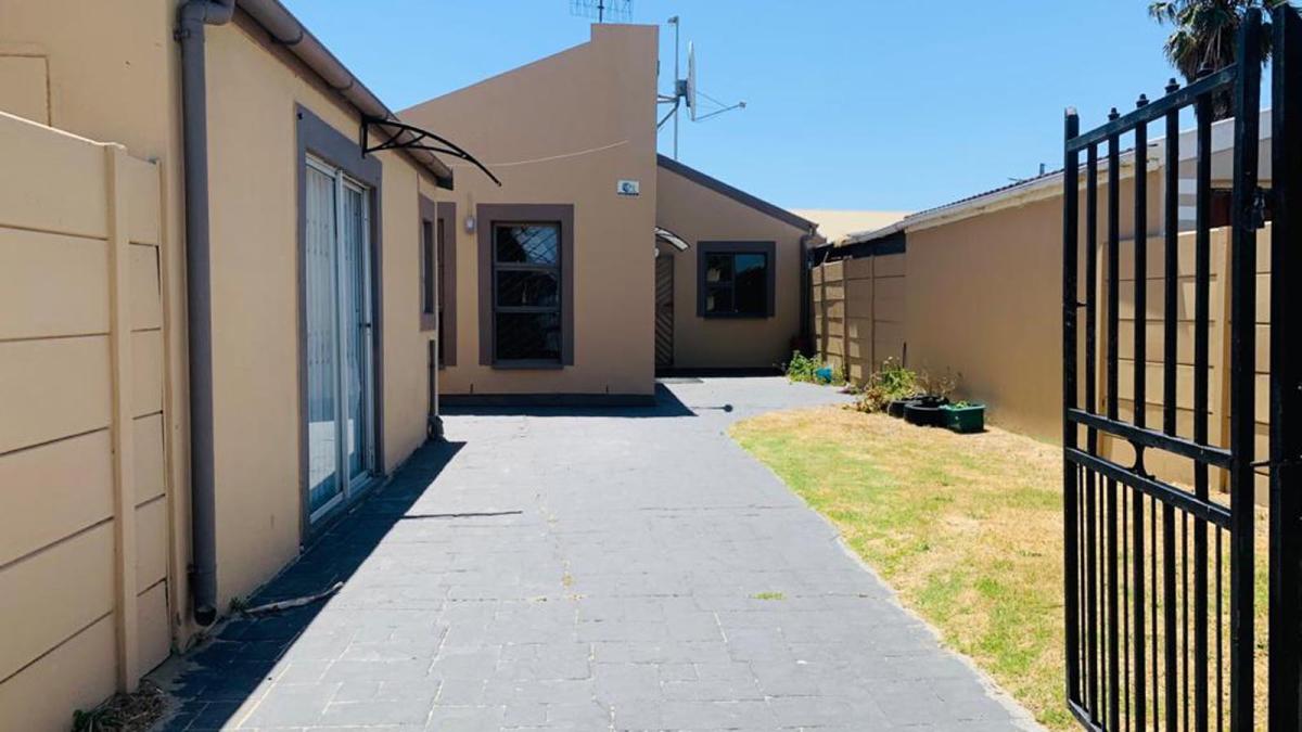 3 Bedroom House to rent in Summer Greens P24114501948