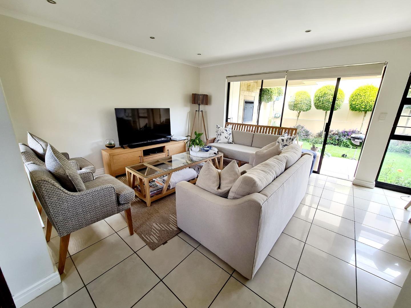 Melrose North Property Townhouses to rent in Melrose North