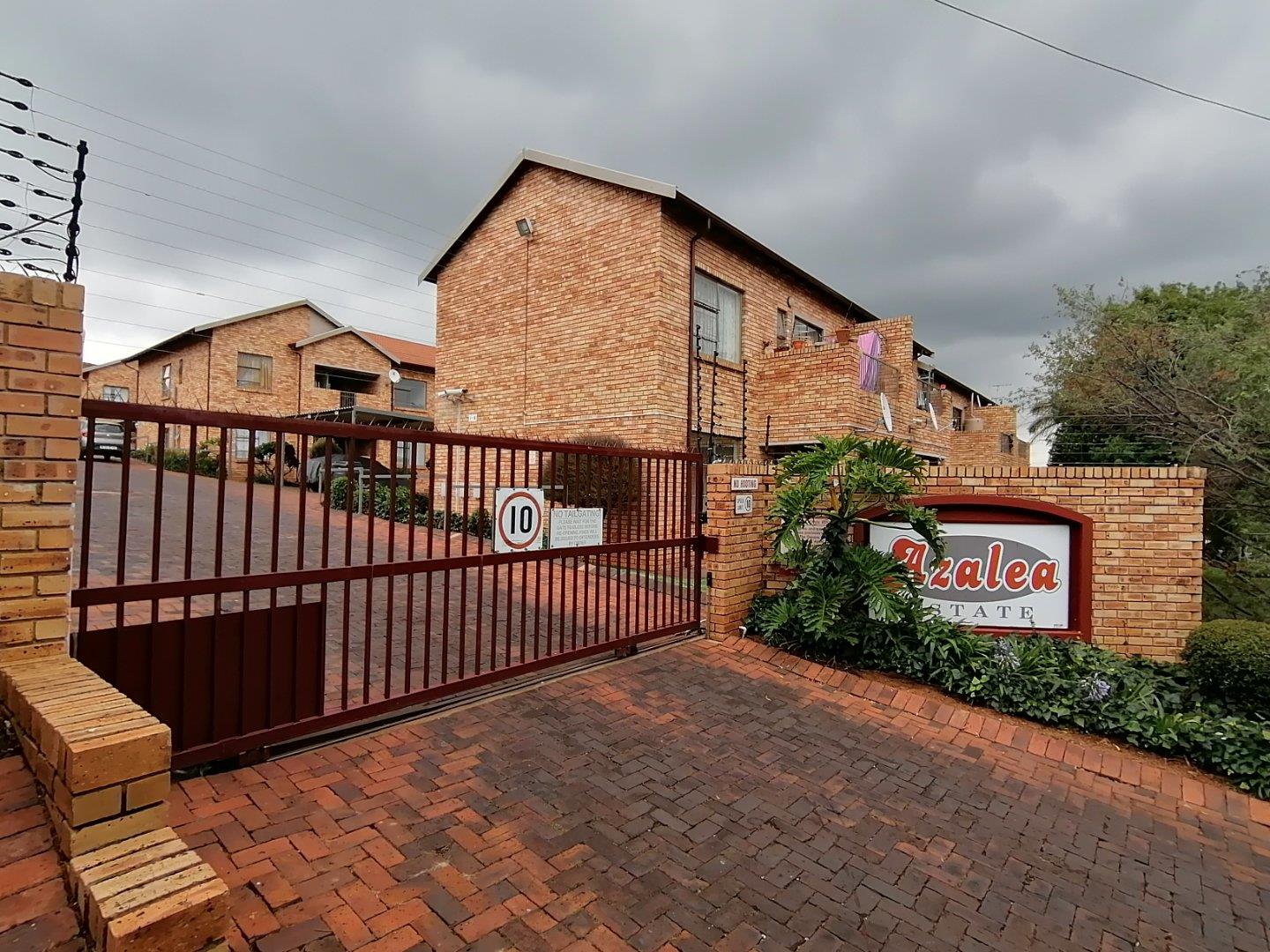 Apartments / flats to rent in Roodepoort Roodepoort Property