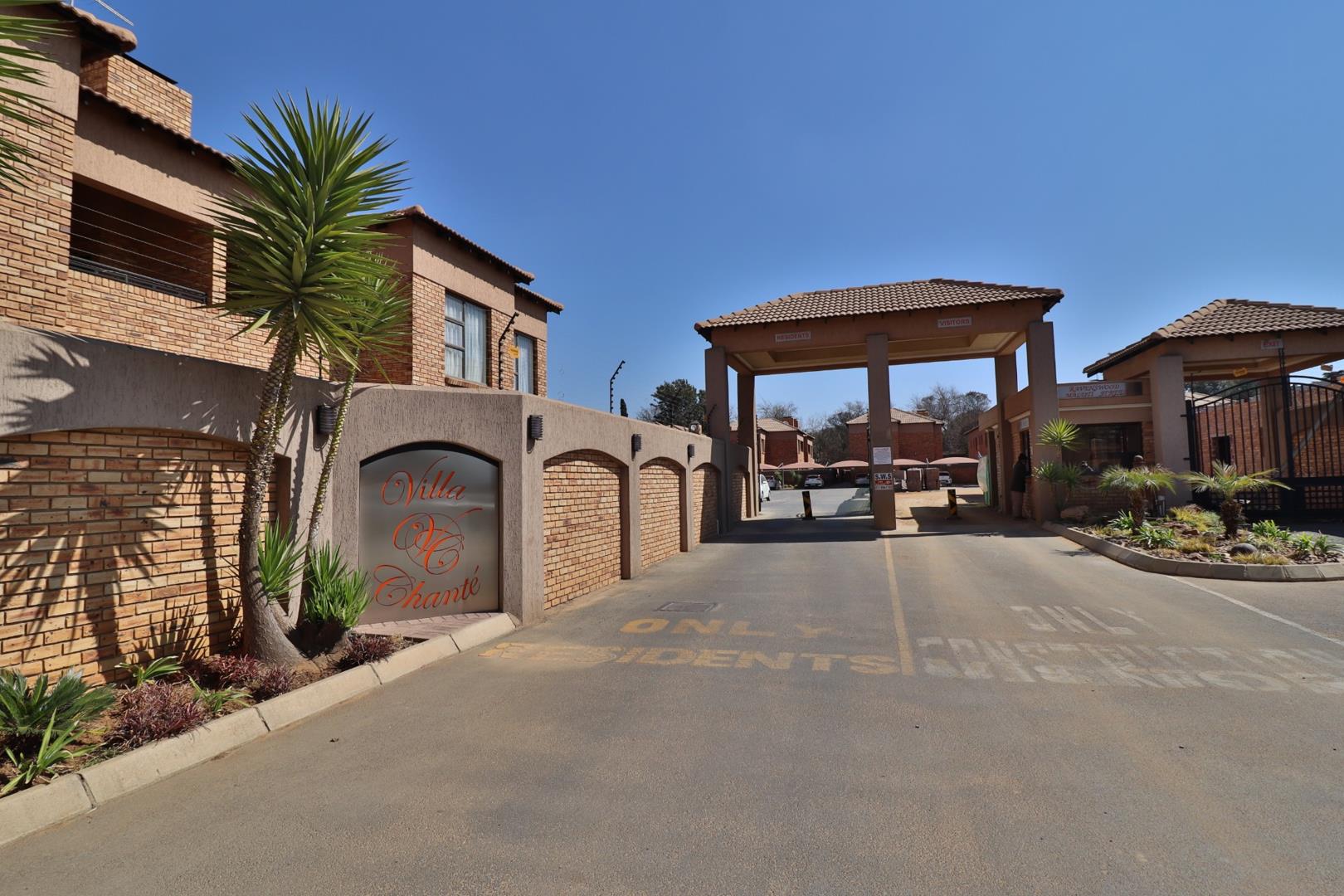 2 Bedroom House for sale in Ravenswood P24109058659