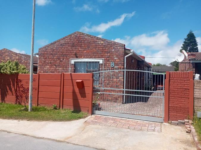 3 Bedroom House for sale in Overbaakens