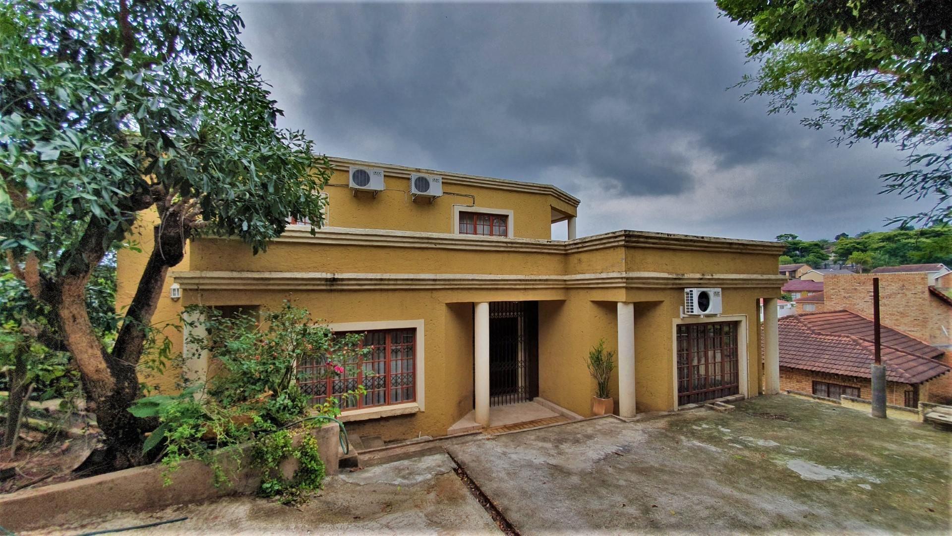 Stonehenge Ext 1 Property Property and houses for sale in Stonehenge