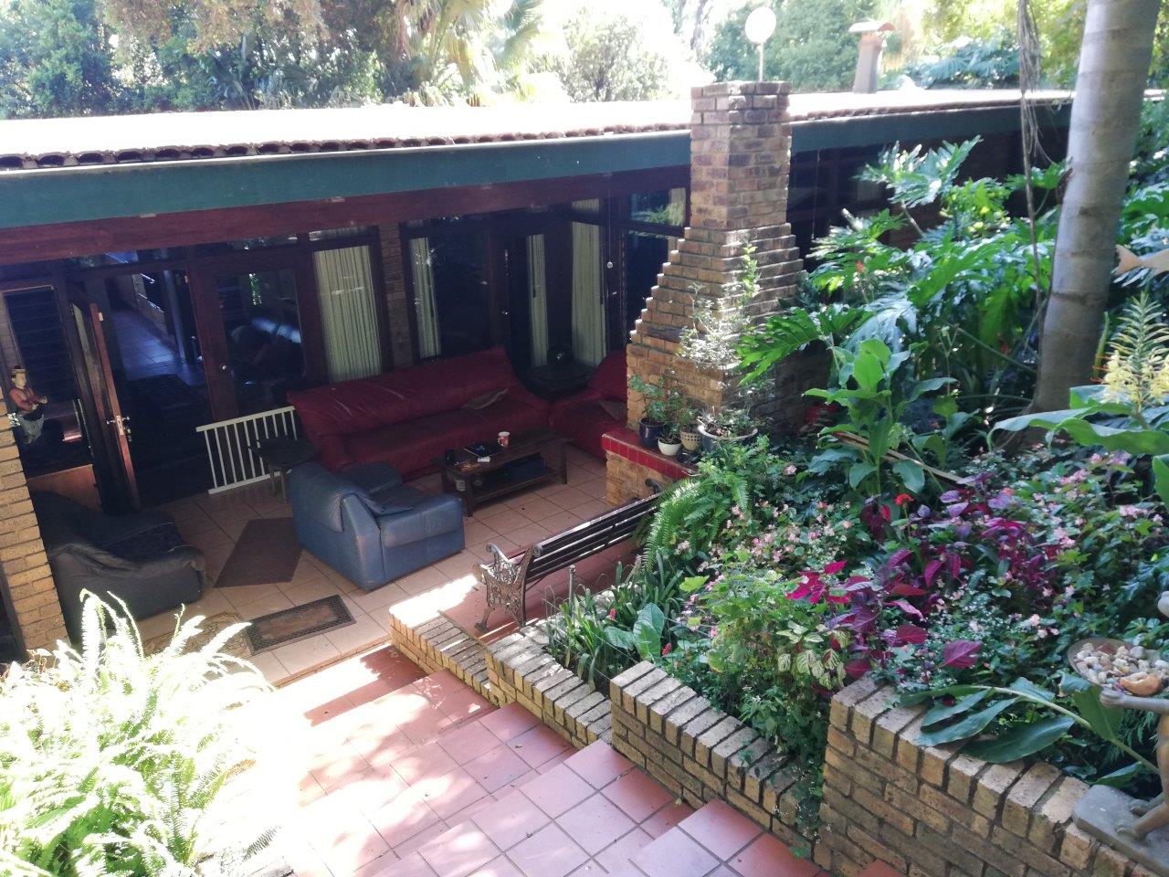 Lynnwood Manor Property Houses to rent in Lynnwood Manor