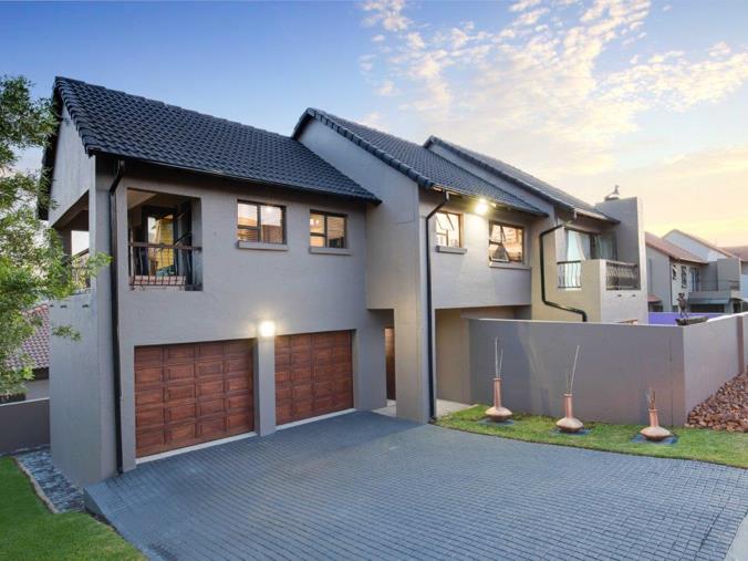 3 Bedroom House for sale in Kyalami