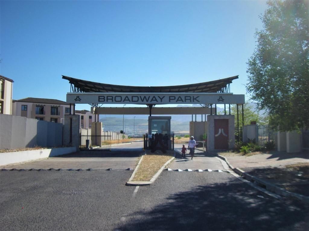 Broadlands Park Property Property and houses for sale in Broadlands