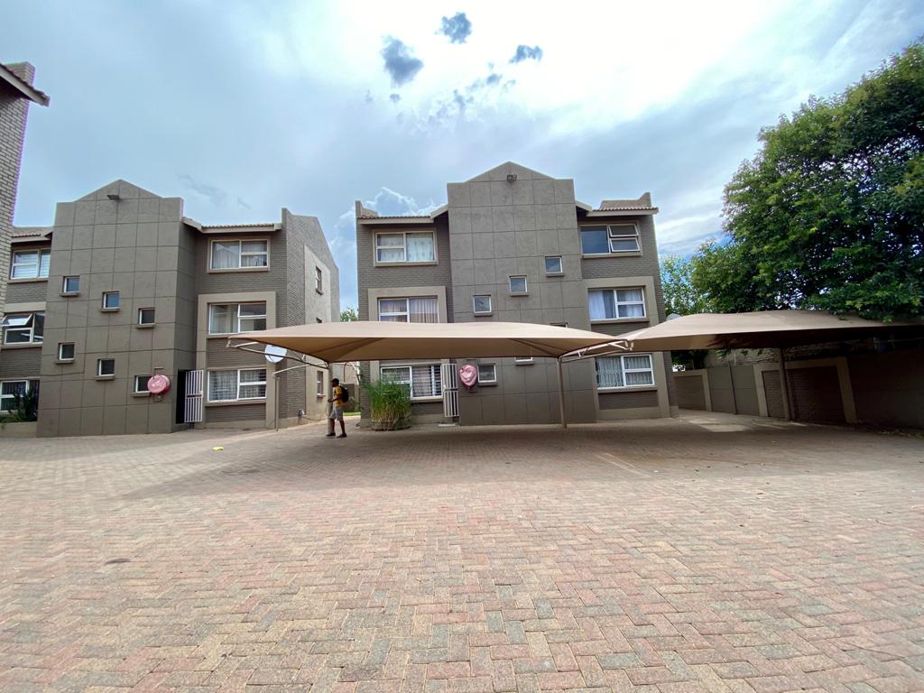 Westdene, Johannesburg Property Apartments / flats to rent in