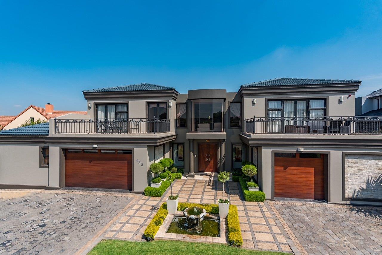 6 Bedroom House for sale in Eagle Canyon Golf Estate Eagle Creek