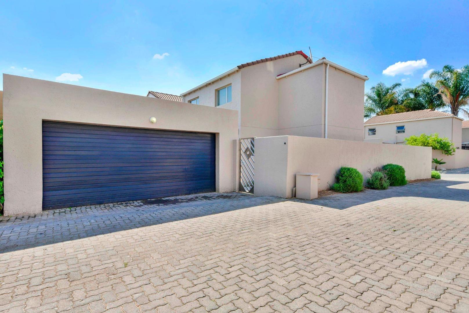 3 Bedroom House to rent in Sunninghill 1 Naivasha Road P24109779643