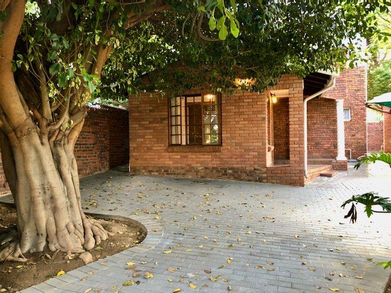 Constantia Park Property Apartments / flats to rent in Constantia